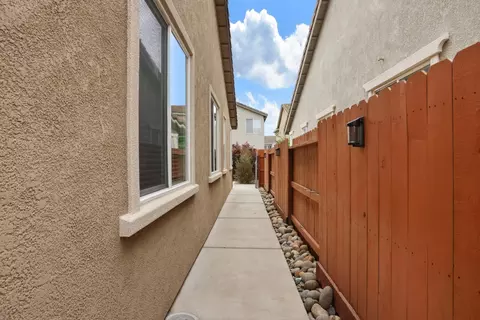 3828 Lookout Dr, Modesto, CA 95355 photo 23