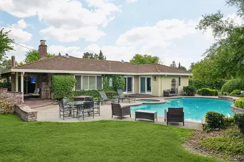 Exterior - 4921 Brightwood Ct, Carmichael, CA 95608 photo 5 of 8