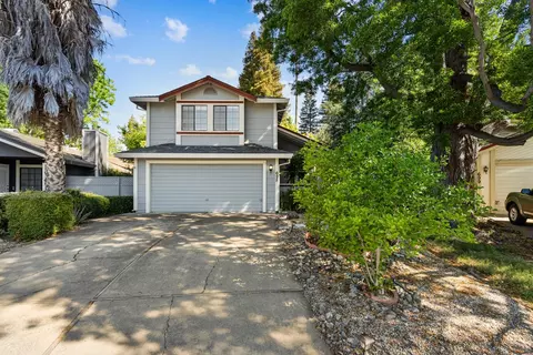 695 Cutting Way, Sacramento, CA 95831