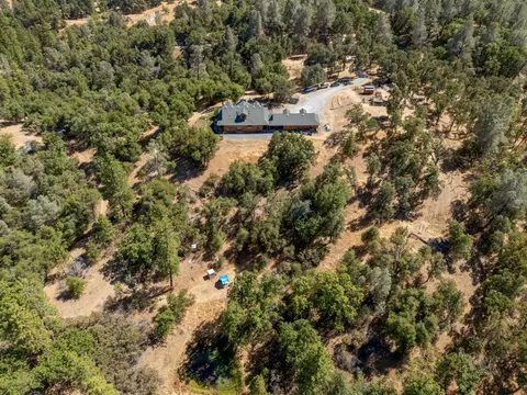 View/Area - 2004 Bruin Trl, Placerville, CA 95667 photo 7 of 12