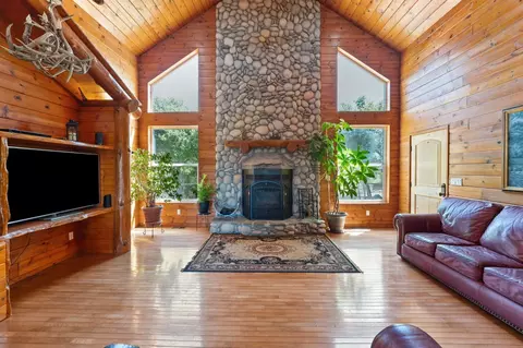 Living - 2004 Bruin Trl, Placerville, CA 95667 photo 1 of 4