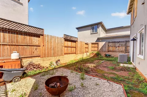 Exterior - 1250 Scotty Way, Winters, CA 95694 photo 4 of 6