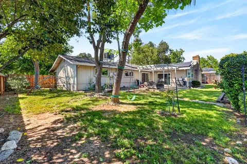 Exterior - 5724 Beech Ave, Orangevale, CA 95662 photo 9 of 16