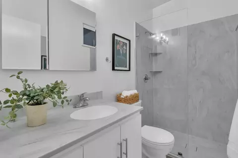 Bath - 808 Villanova Dr, Davis, CA 95616 photo 1 of 3