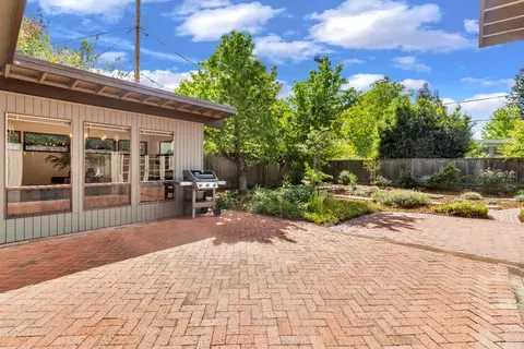 Exterior - 808 Villanova Dr, Davis, CA 95616 photo 6 of 11