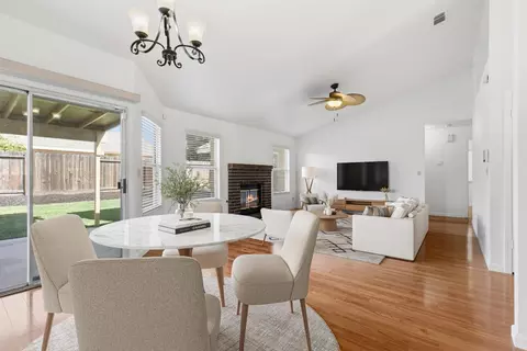 Living - 416 Mid Pines Way, Modesto, CA 95354 photo 5 of 5