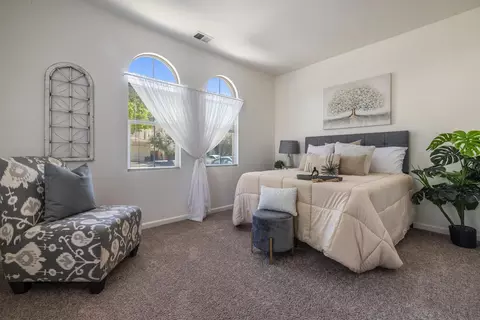 Bedroom - 481 Keys Ct, Tracy, CA 95377 photo 1 of 8