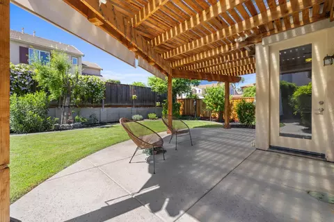 Exterior - 481 Keys Ct, Tracy, CA 95377 photo 3 of 7