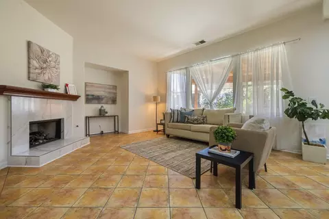 Living - 481 Keys Ct, Tracy, CA 95377 photo 1 of 3