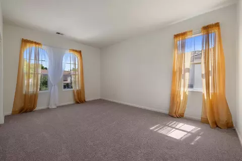 Bedroom - 481 Keys Ct, Tracy, CA 95377 photo 7 of 8