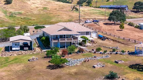 2426 Adelfa St, La Grange, CA 95329