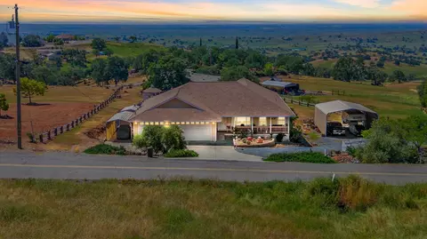 2426 Adelfa St, La Grange, CA 95329