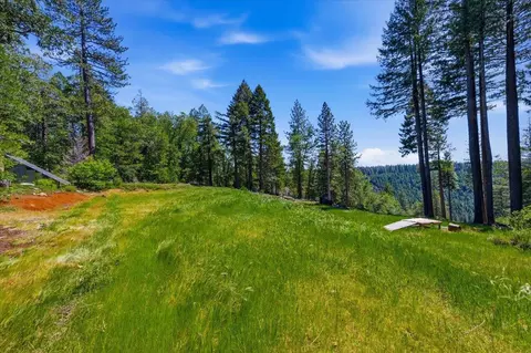13907 Lightning Tree Rd, Nevada City, CA 95959