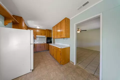 Kitchen - 1600 Thorsen Ave, Modesto, CA 95355 photo 1 of 3