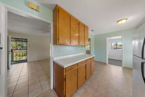 Entry Way - 1600 Thorsen Ave, Modesto, CA 95355 photo 1 of 1