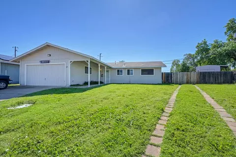 1071 Hollingsworth Dr, Lincoln, CA 95648