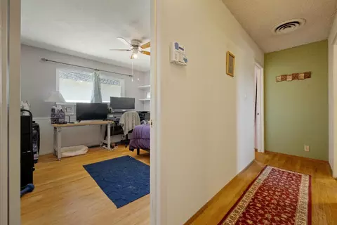 Entry Way - 2701 Sheffield Ln, Modesto, CA 95350 photo 7 of 9