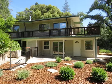 Exterior - 25160 Pineview Dr, Colfax, CA 95713 photo 6 of 22