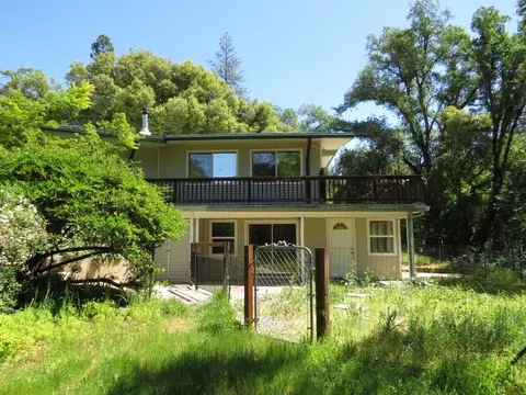 Exterior - 25160 Pineview Dr, Colfax, CA 95713 photo 8 of 22