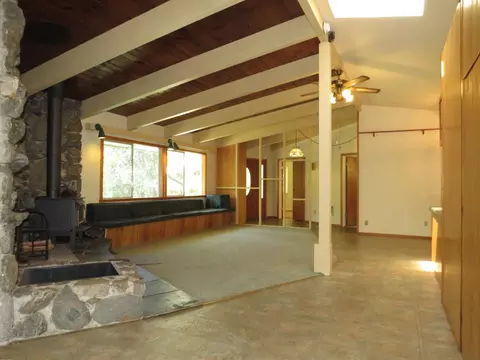 Living - 25160 Pineview Dr, Colfax, CA 95713 photo 7 of 15