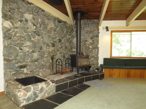 Living - 25160 Pineview Dr, Colfax, CA 95713 photo 6 of 15