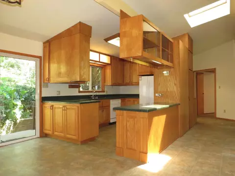 Kitchen - 25160 Pineview Dr, Colfax, CA 95713 photo 1 of 5