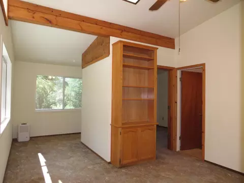Living - 25160 Pineview Dr, Colfax, CA 95713 photo 10 of 15