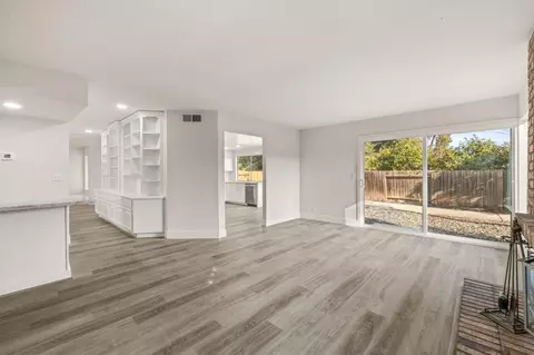 Living - 4925 Puma Way, Carmichael, CA 95608 photo 14 of 16