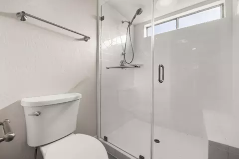 Bath - 4925 Puma Way, Carmichael, CA 95608 photo 7 of 8