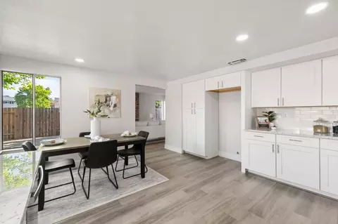 Dining - 4925 Puma Way, Carmichael, CA 95608 photo 4 of 4