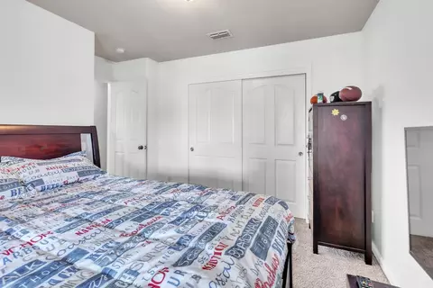 Bedroom - 1091 Norman Dr, Manteca, CA 95336 photo 6 of 6