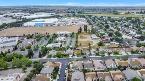 View/Area - 1091 Norman Dr, Manteca, CA 95336 photo 3 of 11