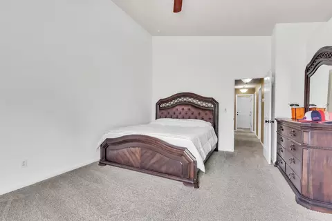 Bedroom - 1091 Norman Dr, Manteca, CA 95336 photo 4 of 6