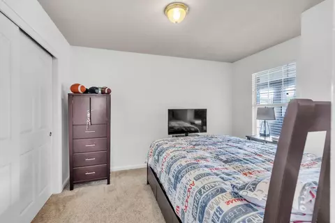Bedroom - 1091 Norman Dr, Manteca, CA 95336 photo 5 of 6