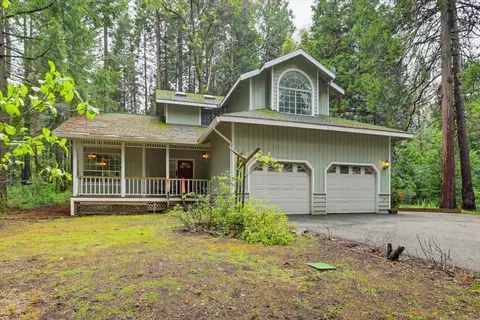 17900 Lightfoot Way, Nevada City, CA 95959