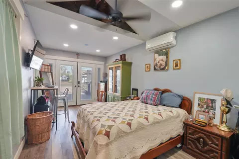 Bedroom - 526 Flower St, Turlock, CA 95380 photo 1 of 2