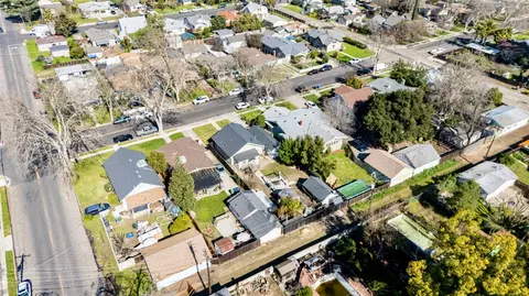 View/Area - 526 Flower St, Turlock, CA 95380 photo 3 of 8