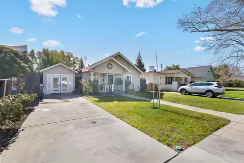 Exterior - 526 Flower St, Turlock, CA 95380 photo 1 of 3