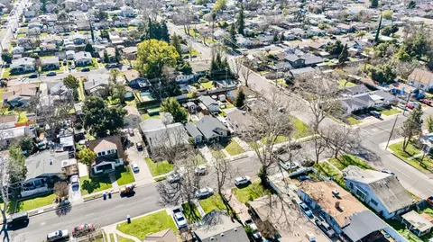 View/Area - 526 Flower St, Turlock, CA 95380 photo 7 of 8