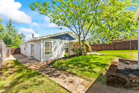 Exterior - 34 Ruby St, Sutter Creek, CA 95685 photo 5 of 13