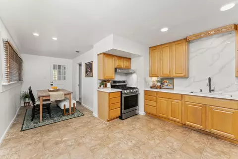 Kitchen - 34 Ruby St, Sutter Creek, CA 95685 photo 4 of 5