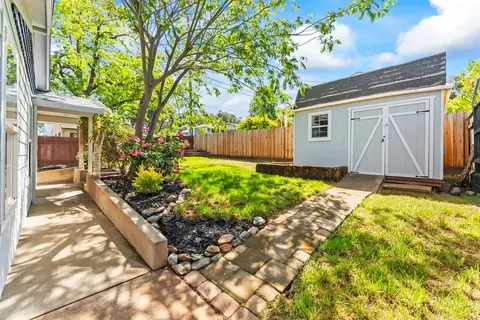 Exterior - 34 Ruby St, Sutter Creek, CA 95685 photo 7 of 13