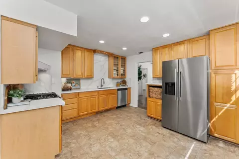 Kitchen - 34 Ruby St, Sutter Creek, CA 95685 photo 5 of 5