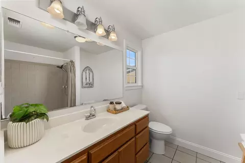 Bath - 34 Ruby St, Sutter Creek, CA 95685 photo 1 of 3