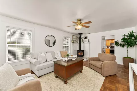 Living - 34 Ruby St, Sutter Creek, CA 95685 photo 2 of 3