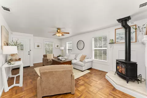 Living - 34 Ruby St, Sutter Creek, CA 95685 photo 3 of 3