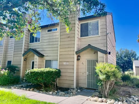 8220 Center Pkwy #43, Sacramento, CA 95823