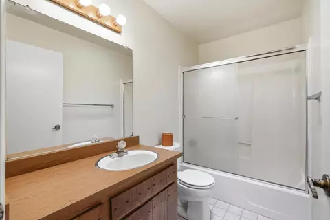 Bath - 19688 Murphy Rd, Pine Grove, CA 95665 photo 2 of 2