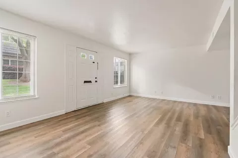 4044 Knoll Top Court Ct, Carmichael, CA 95608 photo 3