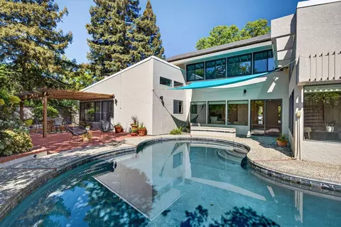 Exterior - 632 Estrella Pl, Davis, CA 95616 photo 8 of 10